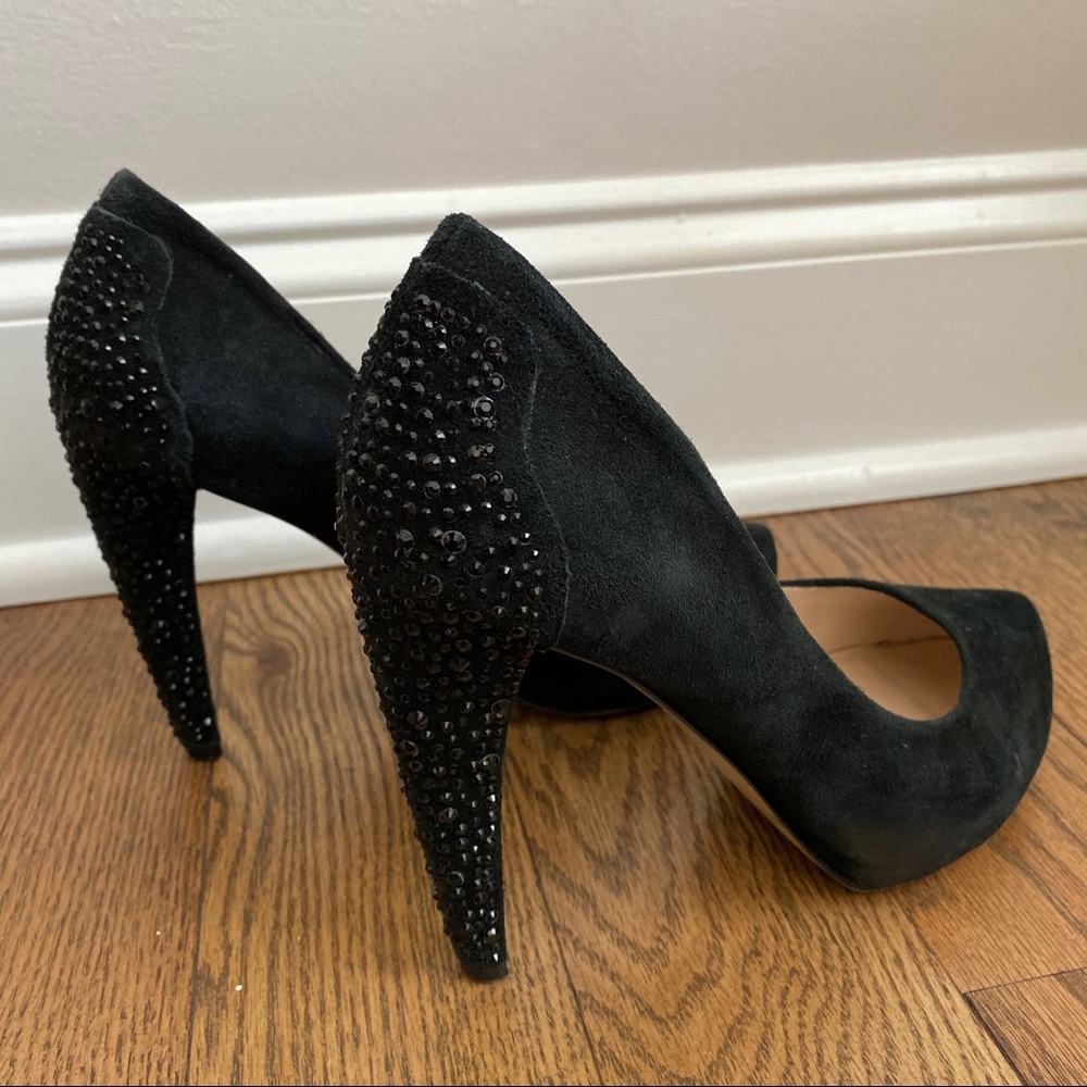 Nine West gem studded heel